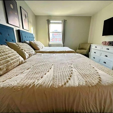 Stadiumview Villa: Pet-Friendly 4BR with City Vistas Pittsburgh Exterior photo