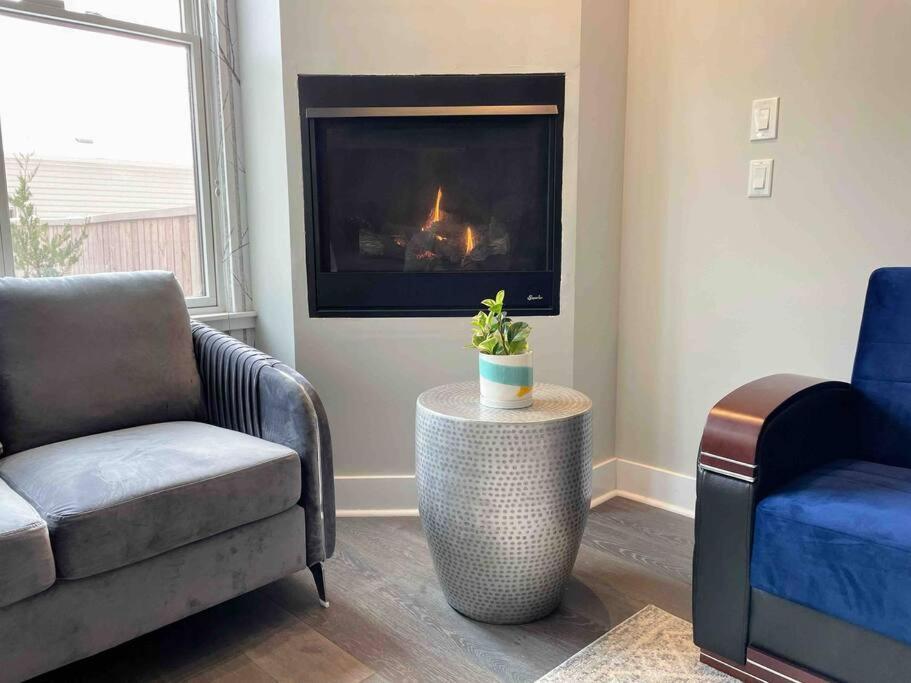 Stadiumview Villa: Pet-Friendly 4BR with City Vistas Pittsburgh Exterior photo